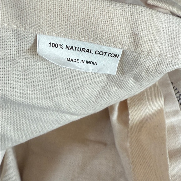 Cavallini & Co Vintage Botanica Floral Print Apron - Picture 7 of 7